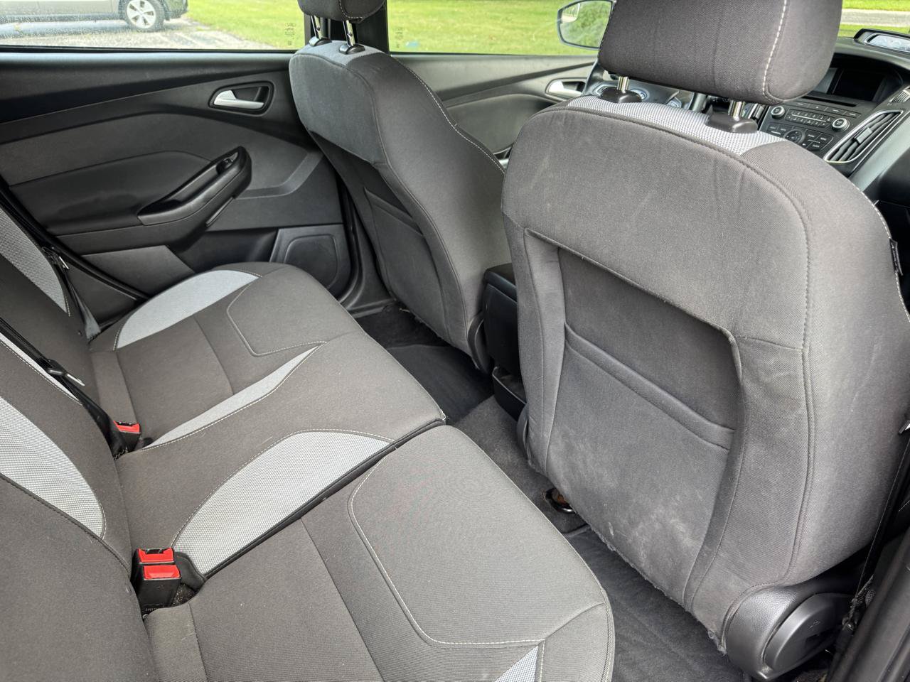 Used 2017 Ford Focus ST FWD image 33