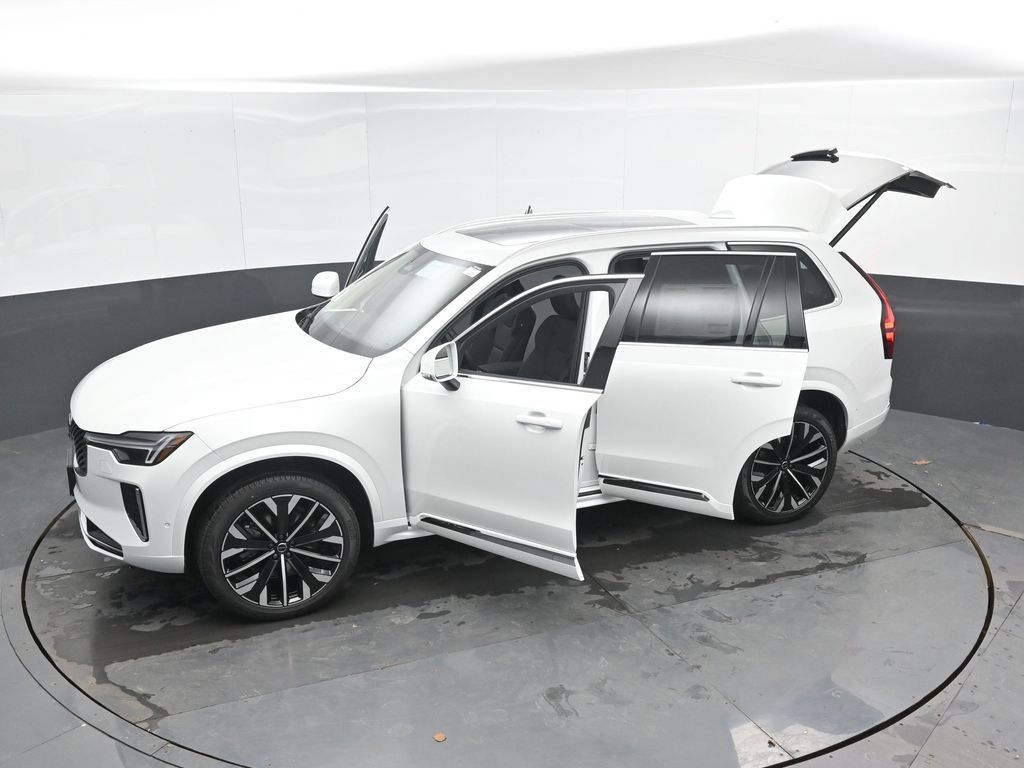 New 2026 Volvo XC90 B6 Plus w/ Protection Package AWD/4WD image 45