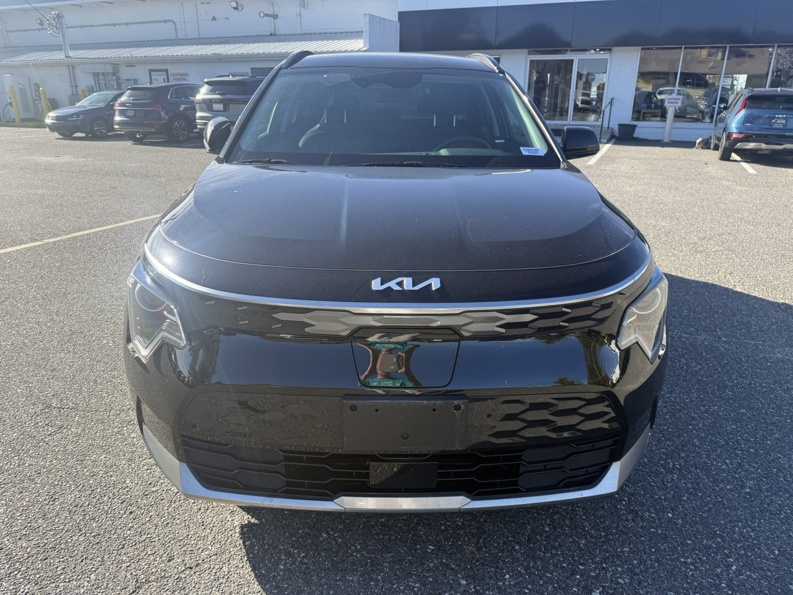 Used 2024 Kia Niro Wind w/ Wind Preserve Package FWD image 8