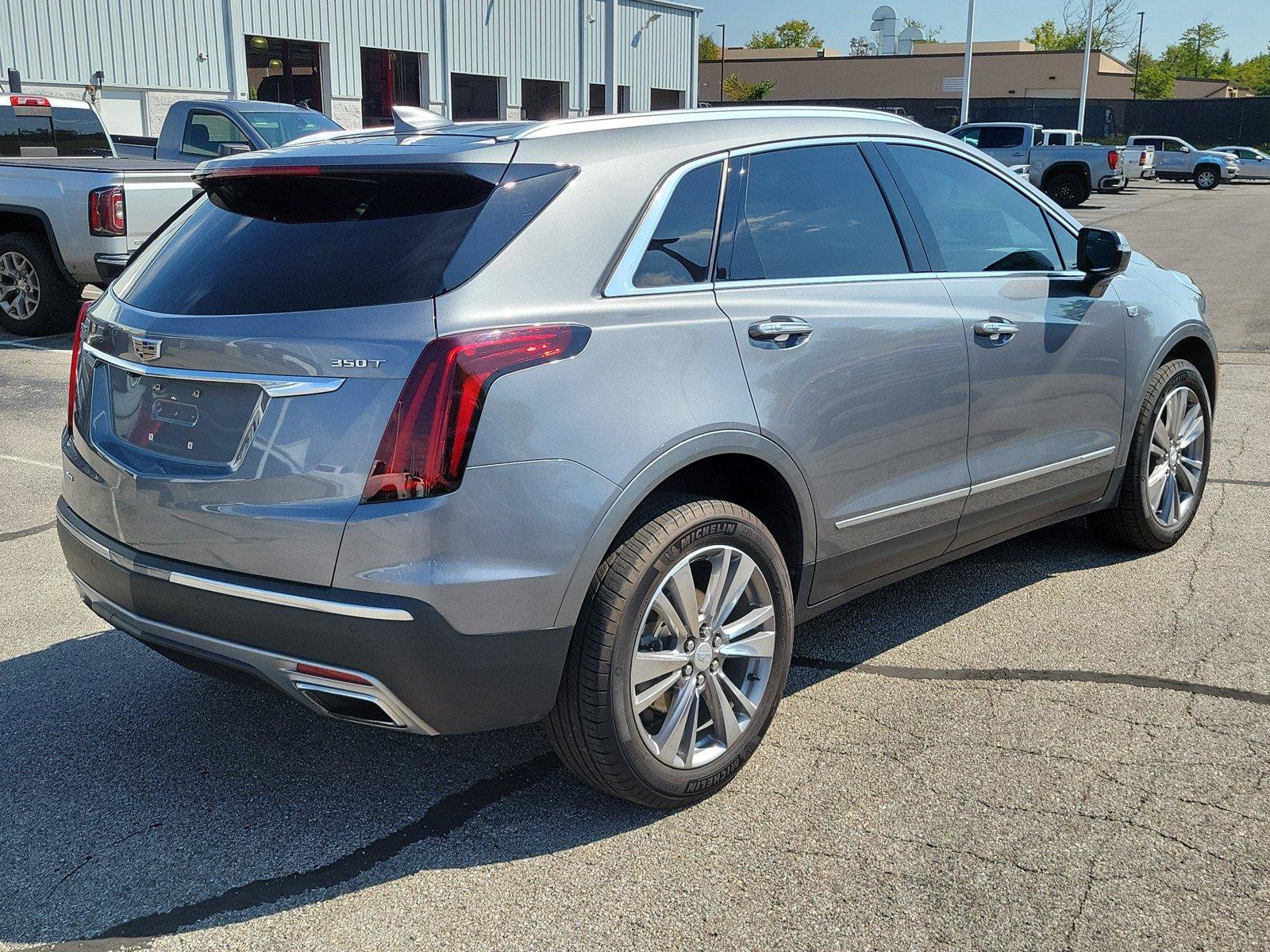 Used 2022 Cadillac XT5 Premium Luxury AWD/4WD image 4