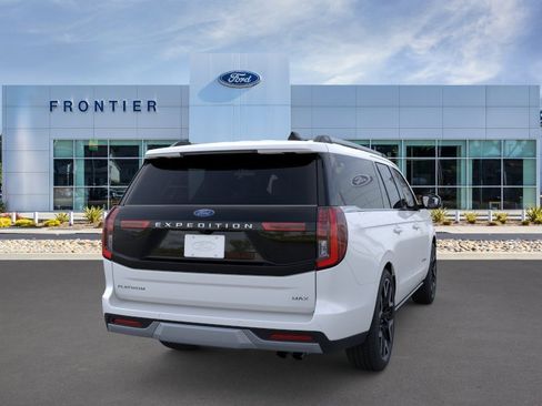New 2026 Ford Expedition Max Platinum image 8