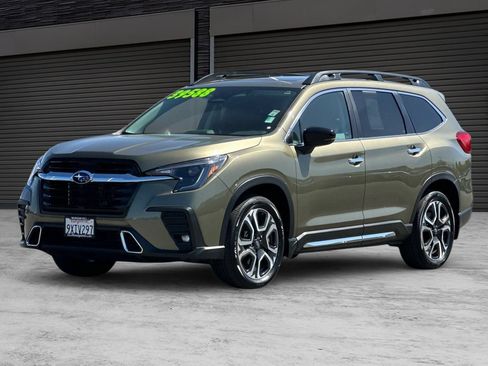 Used 2024 Subaru Ascent Touring AWD/4WD image 9