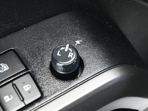 Used 2023 Toyota Tacoma TRD Off-Road AWD/4WD image 13