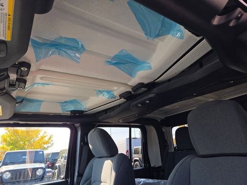 New 2026 Jeep Gladiator Sport image 26