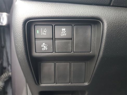 Used 2021 Honda CR-V LX image 29