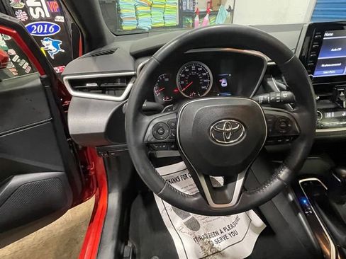Used 2020 Toyota Corolla SE image 13