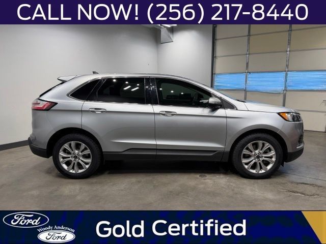 Used 2024 Ford Edge Titanium AWD/4WD image 5