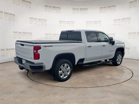 Used 2022 Chevrolet Silverado 2500 LTZ w/ LTZ Premium Package AWD/4WD image 5