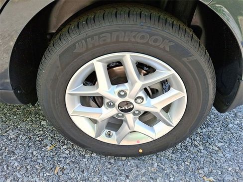 New 2025 Kia Soul LX w/ LX Technology Package image 5