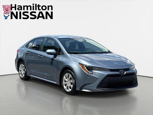Used 2024 Toyota Corolla LE FWD image 1