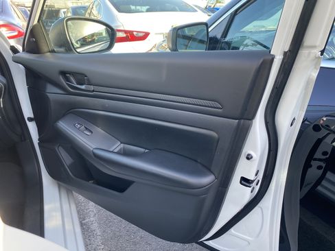 Used 2024 Nissan Altima 2.5 S FWD image 25