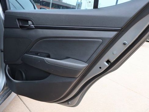 Used 2018 Hyundai Elantra Sport w/ Sport Premium Package 03 FWD image 13