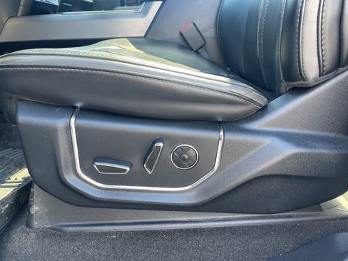Used 2017 Ford F350 Platinum w/ Platinum Ultimate Package AWD/4WD image 22