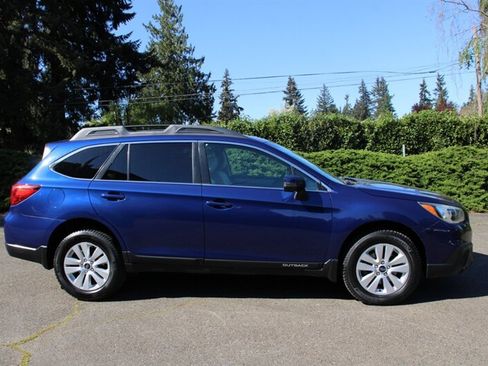 Used 2016 Subaru Outback 2.5i Premium AWD/4WD image 14