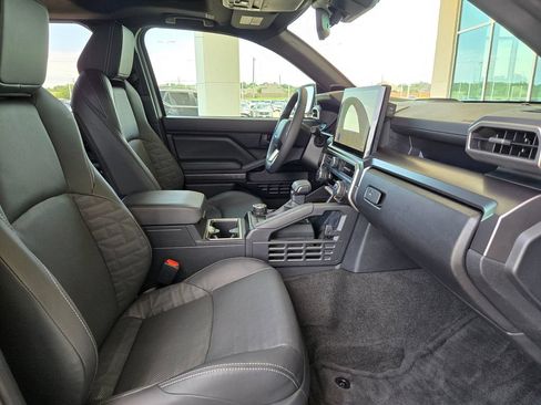Used 2026 Toyota 4Runner TRD Off-Road Premium AWD/4WD image 26
