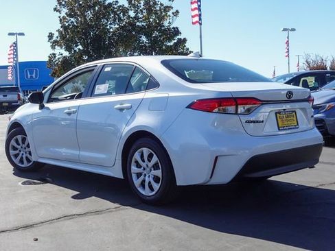 New 2026 Toyota Corolla LE FWD image 10