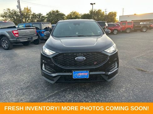 Used 2024 Ford Edge ST w/ Equipment Group 401A image 2