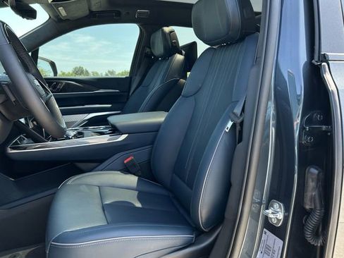 New 2025 Cadillac Escalade IQ Sport 2 image 27