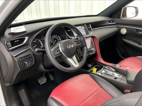 Certified 2023 INFINITI QX50 Sport AWD/4WD image 18