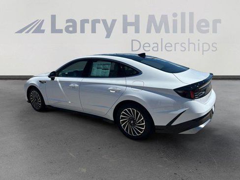 New 2026 Hyundai Sonata SEL FWD image 3