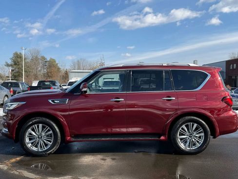 Used 2021 INFINITI QX80 Luxe w/ All-Season Package image 8