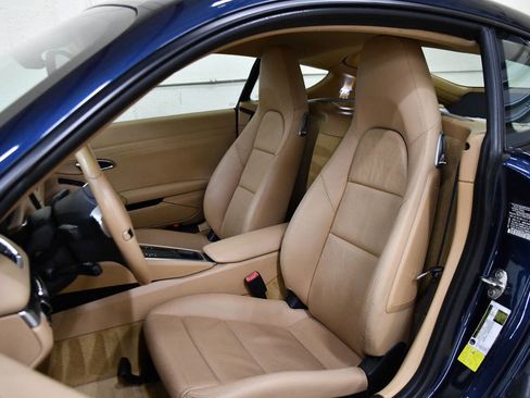 Used 2015 Porsche Cayman image 9