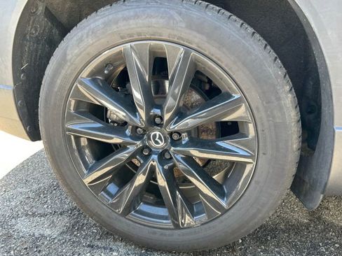 Used 2023 MAZDA CX-9 Touring Plus AWD/4WD image 4
