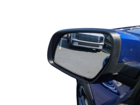 Used 2023 Hyundai Venue SEL FWD image 11