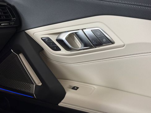 Used 2026 BMW Z4 M40i w/ Premium Package image 14