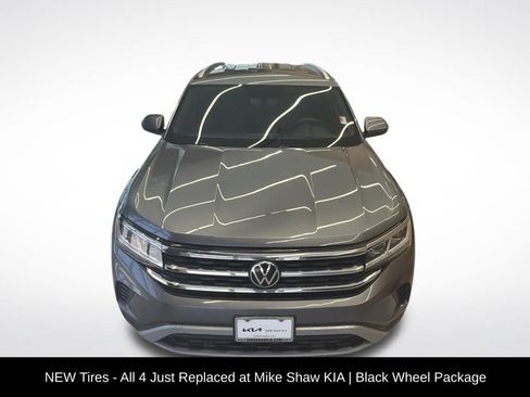 Used 2022 Volkswagen Atlas Cross Sport SE w/ Black Wheel Package AWD/4WD image 7