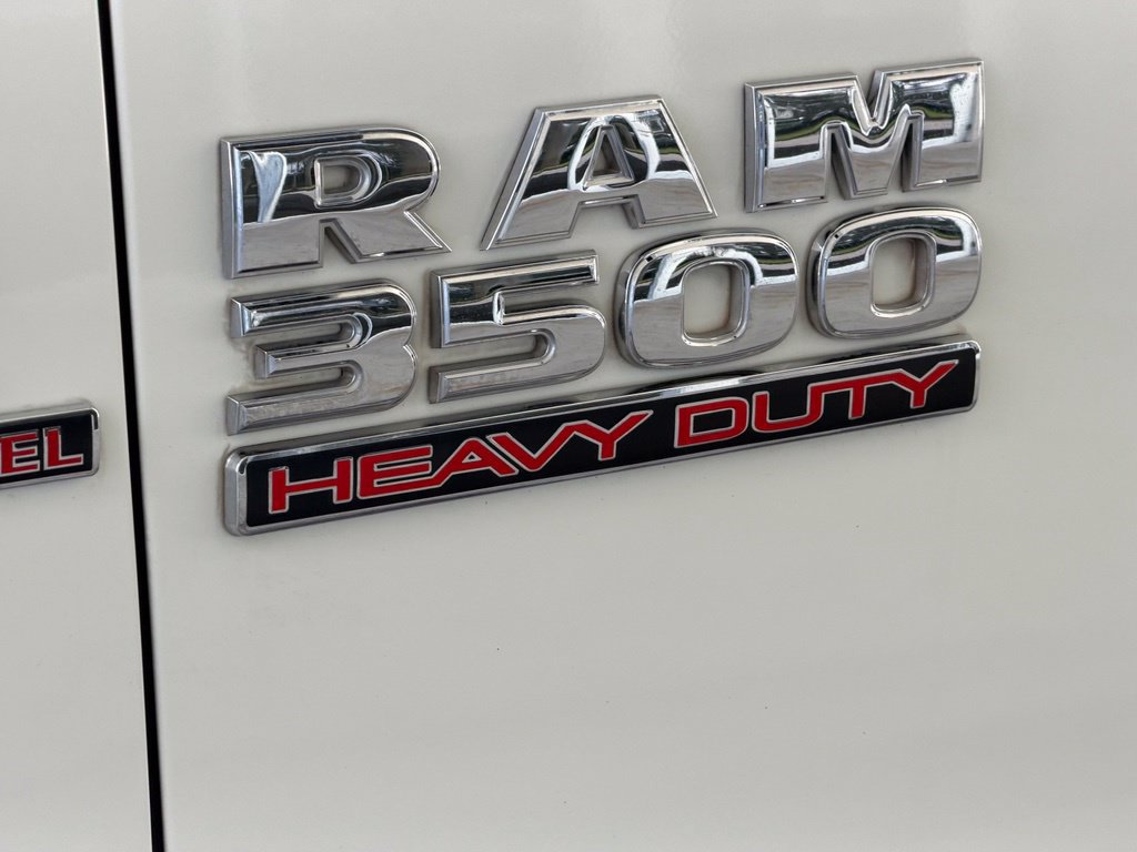 Used 2018 RAM 3500 Laramie RWD image 17