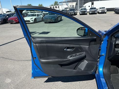 Used 2024 Nissan Sentra SV FWD image 12