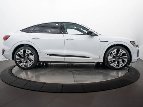 Certified 2024 Audi Q8 e-tron Prestige w/ Prestige Package AWD/4WD image 3