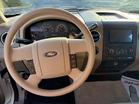 Used 2004 Ford F150 XLT RWD image 13