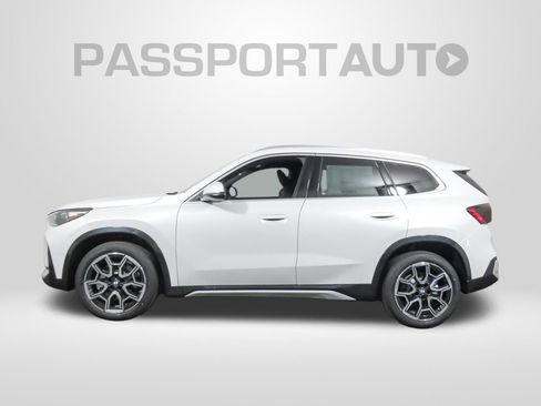 Used 2025 BMW X1 xDrive28i w/ Convenience Package AWD/4WD image 2