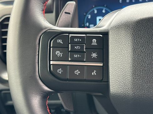 Used 2025 Ford F150 Raptor AWD/4WD image 33