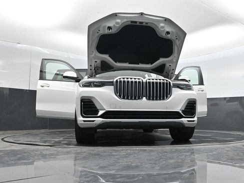 Used 2021 BMW X7 xDrive40i w/ Premium Package AWD/4WD image 70