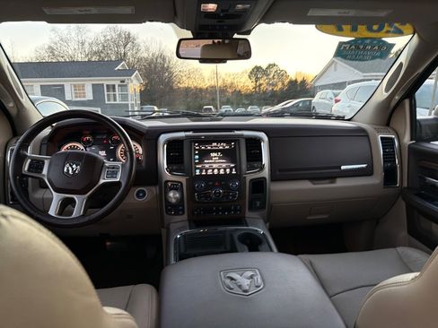 Used 2017 RAM 1500 Laramie w/ Convenience Group image 16