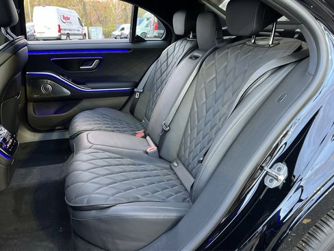 New 2026 Mercedes-Benz S 580 4MATIC Sedan image 23