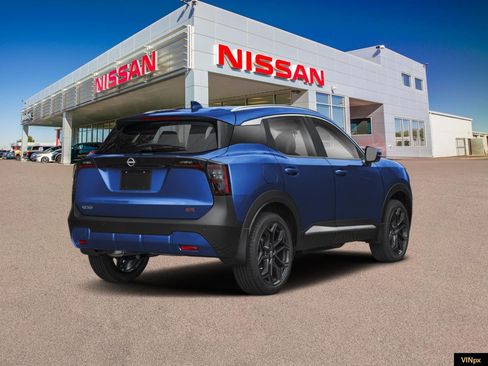 New 2026 Nissan Kicks SR image 2