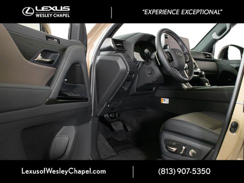 Used 2025 Lexus LX 700h Overtrail image 20