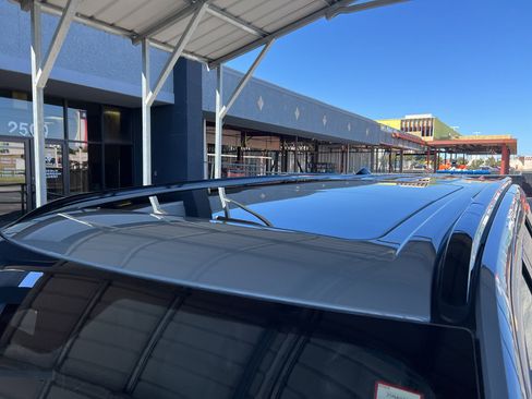 New 2025 Lincoln Navigator L Reserve w/ Jet Appearance Package image 7