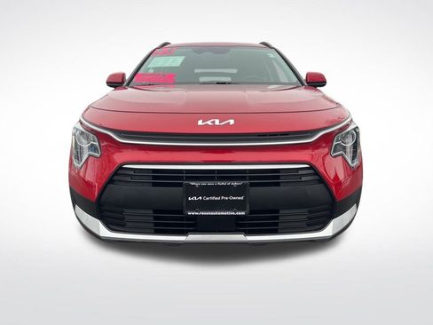 Certified 2023 Kia Niro EX image 2