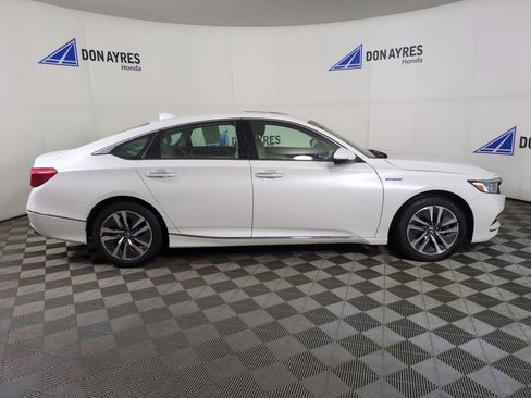 Used 2020 Honda Accord Touring image 9