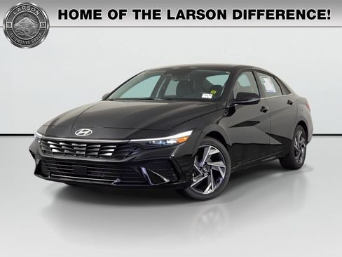 Used 2026 Hyundai Elantra Limited FWD image 1