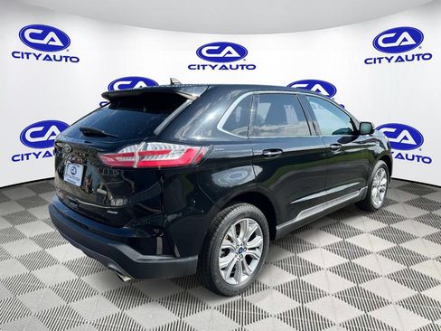 Used 2022 Ford Edge Titanium AWD/4WD image 3