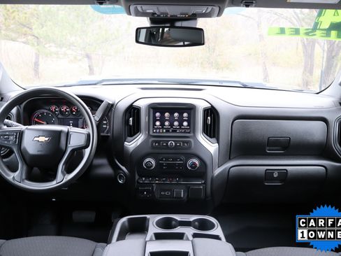 Certified 2024 Chevrolet Silverado 2500 Custom w/ Custom Value Package image 15