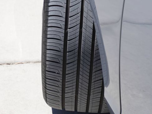 Used 2025 Honda Accord SE image 5
