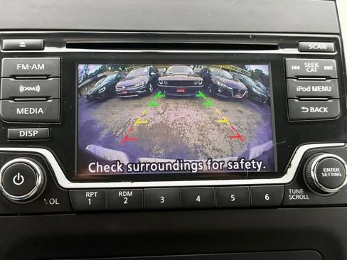Used 2018 Nissan Frontier SV AWD/4WD image 21