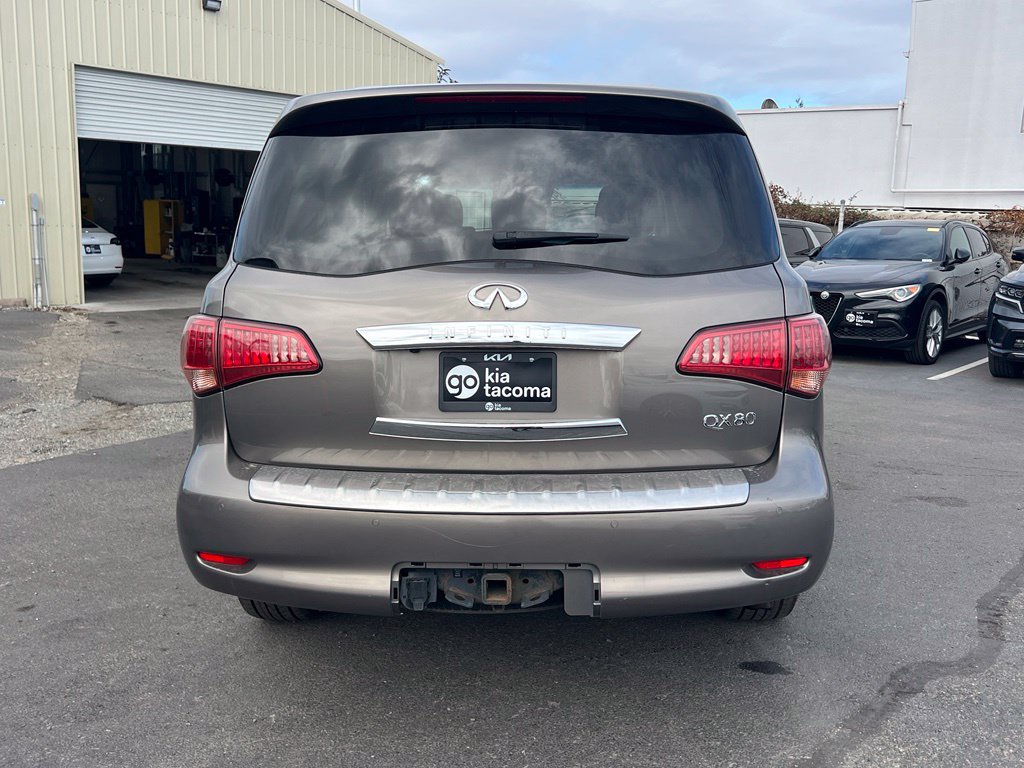 Used 2017 INFINITI QX80 4WD w/ Driver Assistance Package image 10